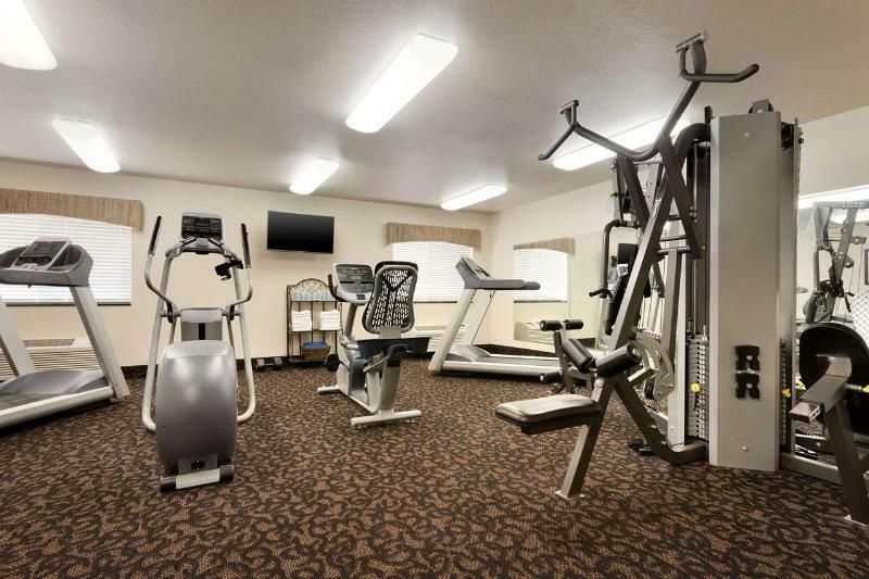 Baymont By Wyndham Tulsa Hotel Ngoại thất bức ảnh